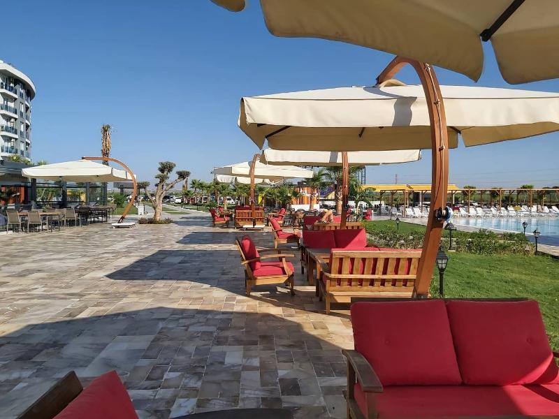 Royal Towers Hotel Lara Antalya Buitenkant foto