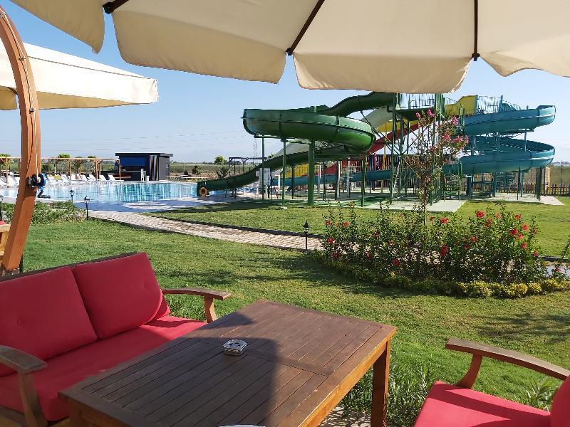 Royal Towers Hotel Lara Antalya Buitenkant foto