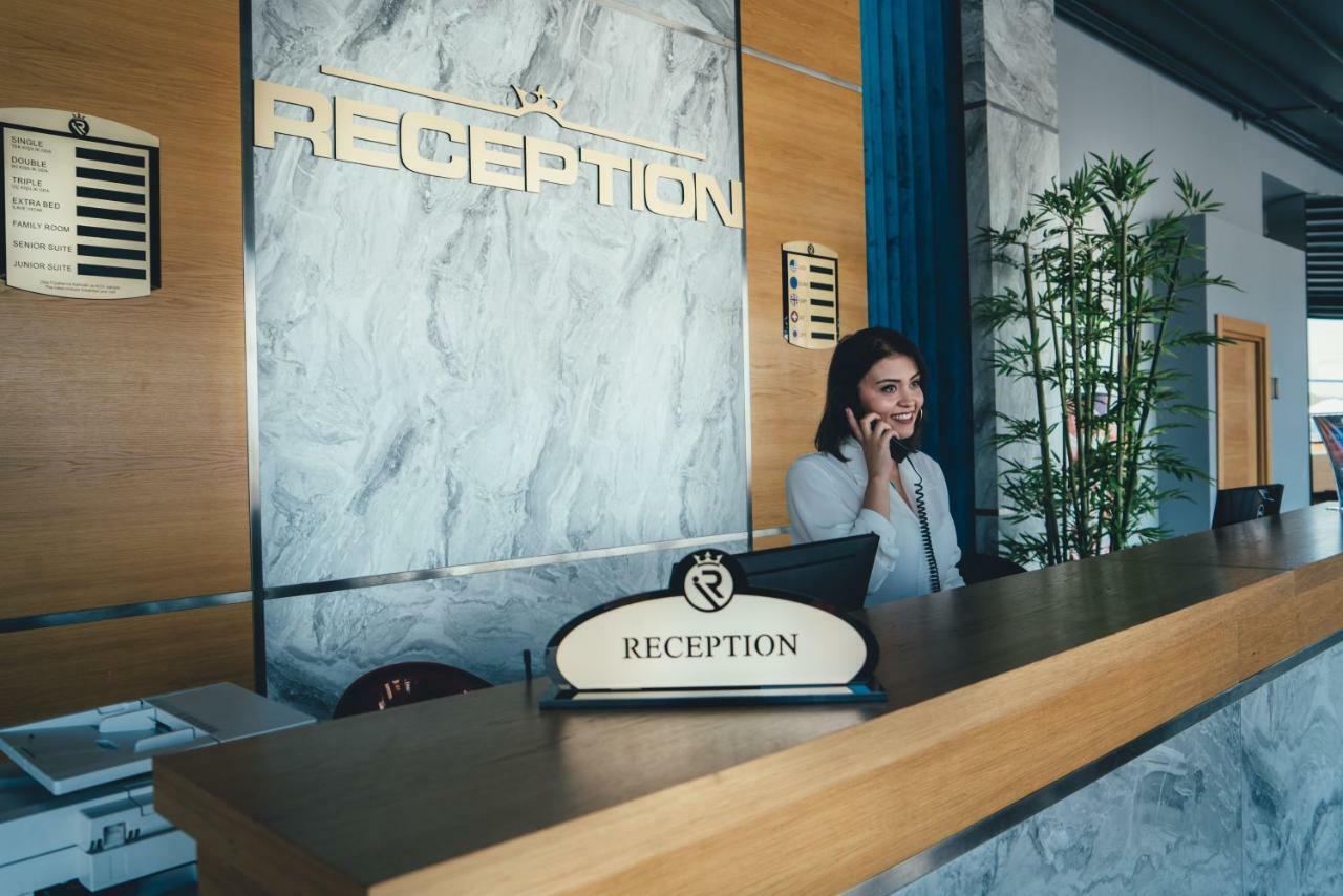 Royal Towers Hotel Lara Antalya Buitenkant foto